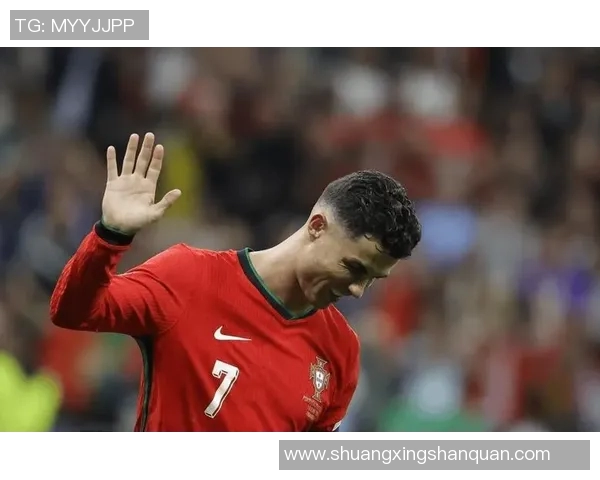 轰炸足球明星精彩瞬间集锦视频分享让你领略球场传奇风采